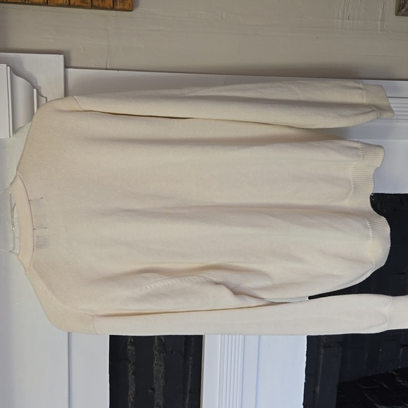 CHAPS V neck long sleeve sweater - Picture 10 of 10